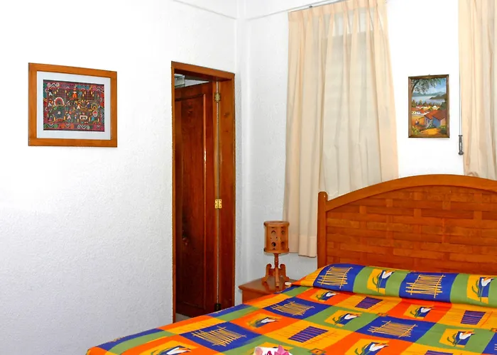 Mercedes Zihuatanejo