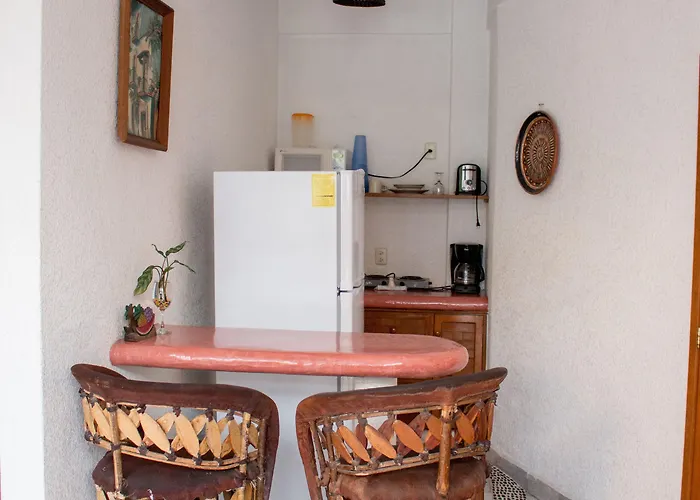 Mercedes Zihuatanejo