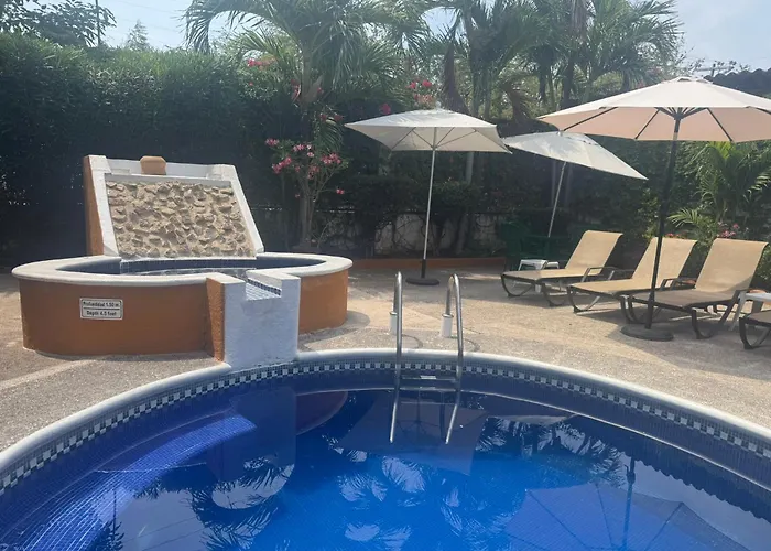 Mercedes Hotel 3*