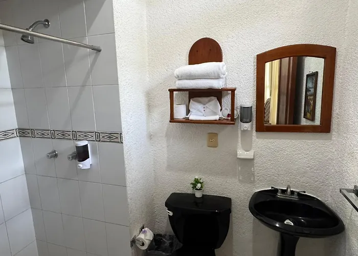 Mercedes Hotel Zihuatanejo