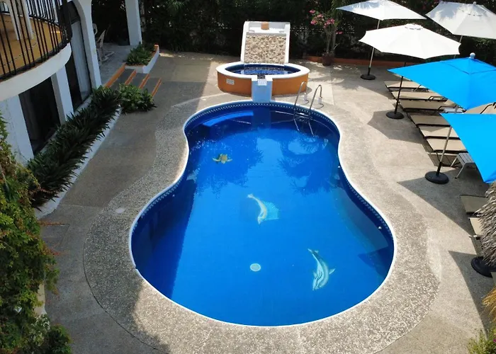 Mercedes Hotel Zihuatanejo